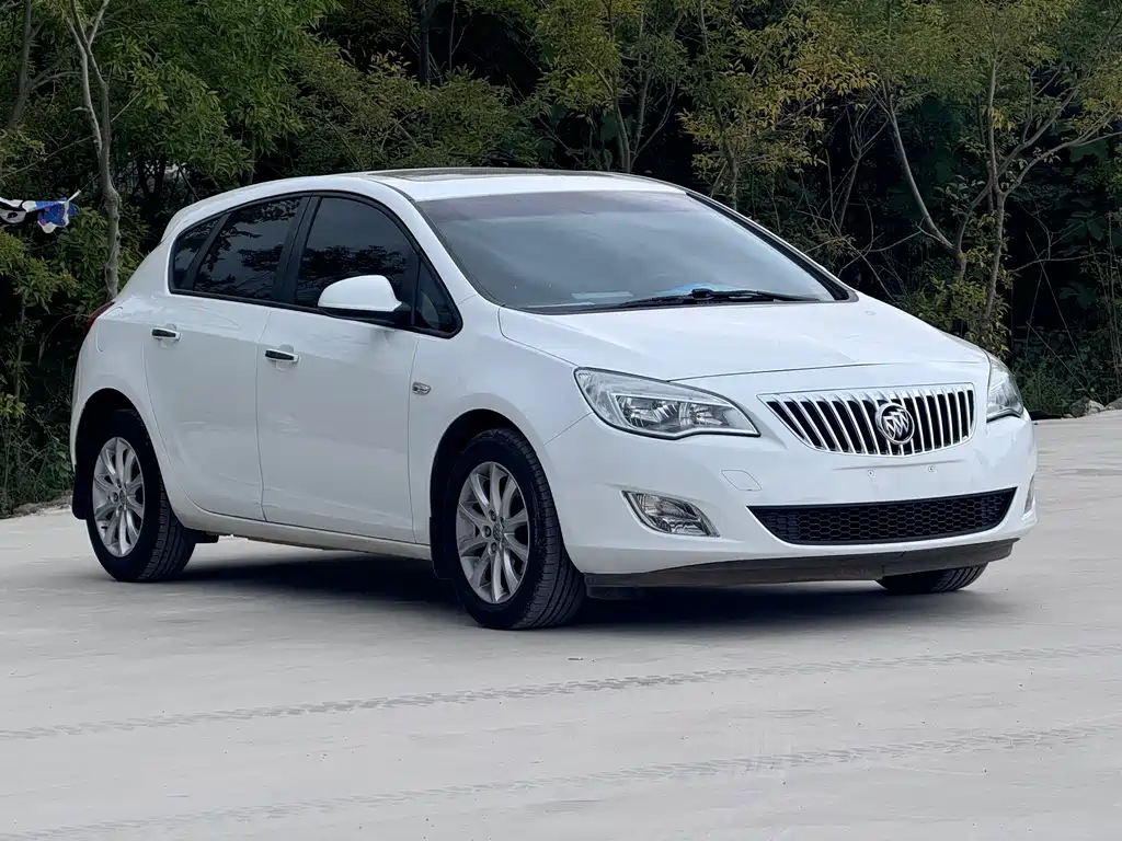 Buick Excelle — миниатюра 3