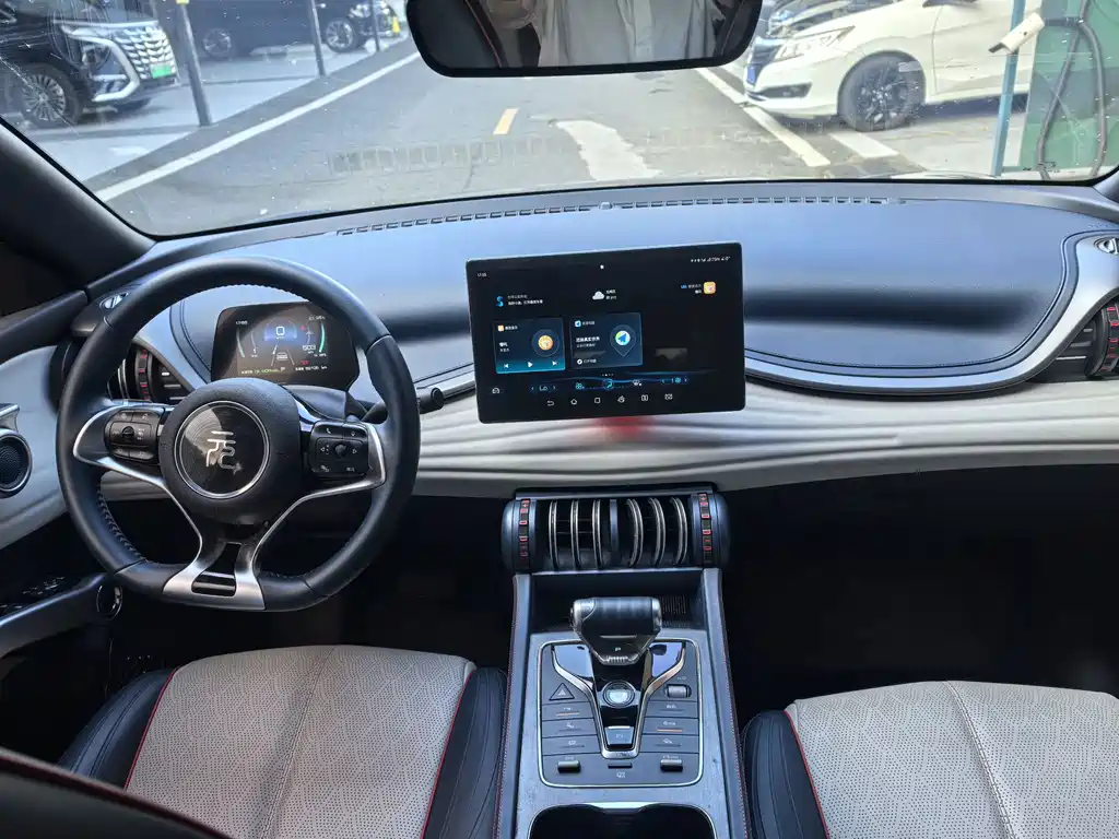 BYD Yuan Plus — миниатюра 9