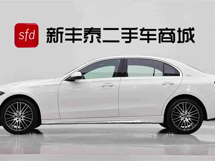 Mercedes-Benz C-Class — миниатюра 4