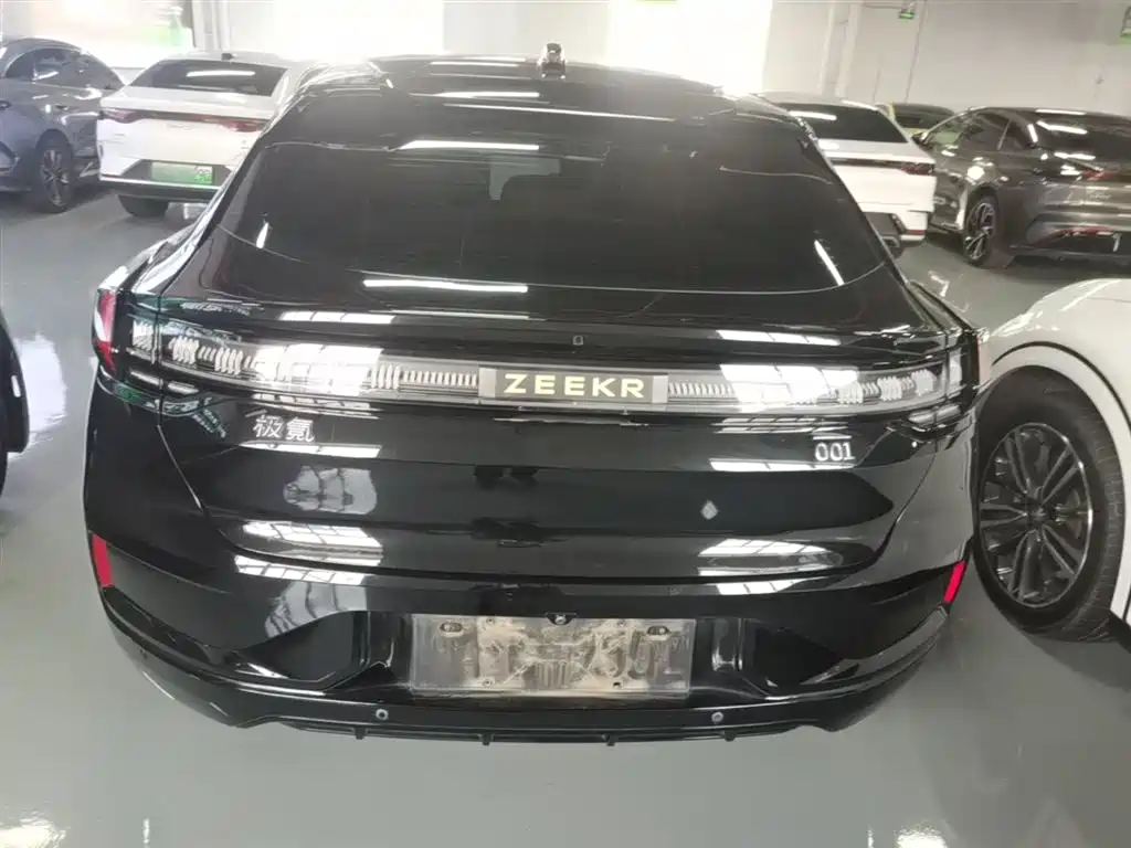 Zeekr 001 2023 WE 100kWh