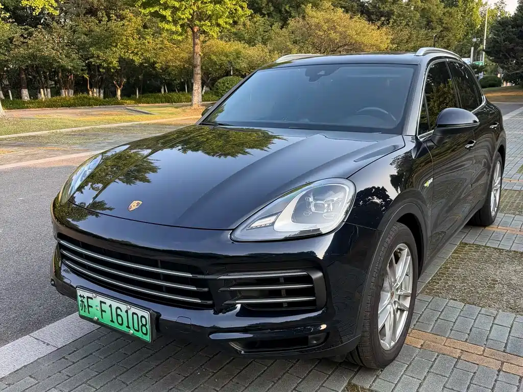Porsche Cayenne Hybrid