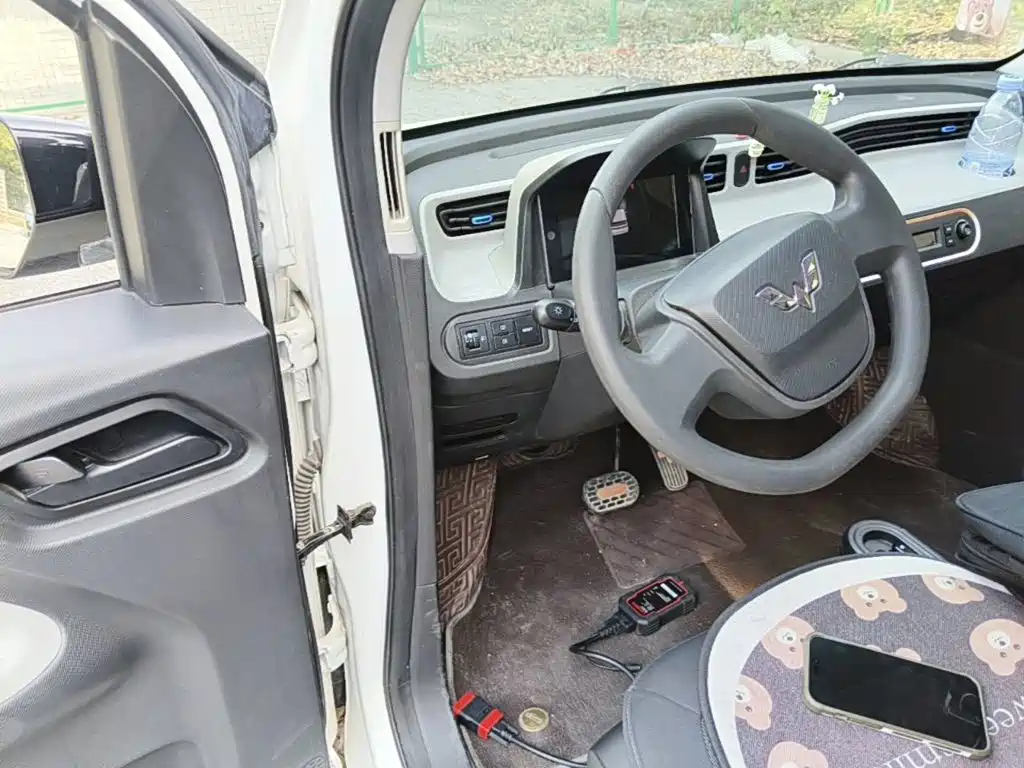 Wuling MINIEV — миниатюра 16