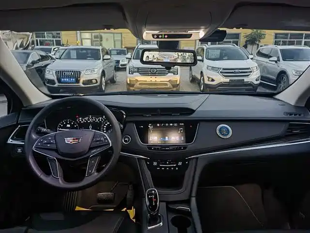 Cadillac XT5 — миниатюра 9