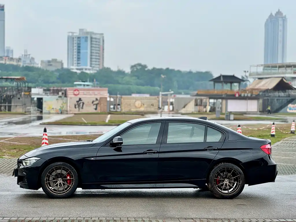 BMW 3 Series — миниатюра 3