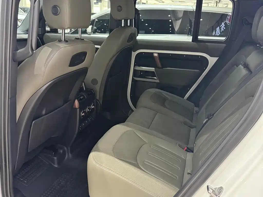 Land Rover Land Rover Defender 2021 110 P400 X
