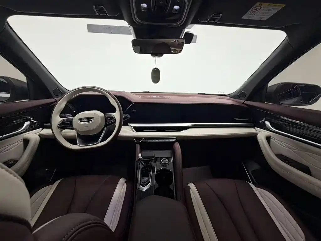Geely Xingyue L — миниатюра 12