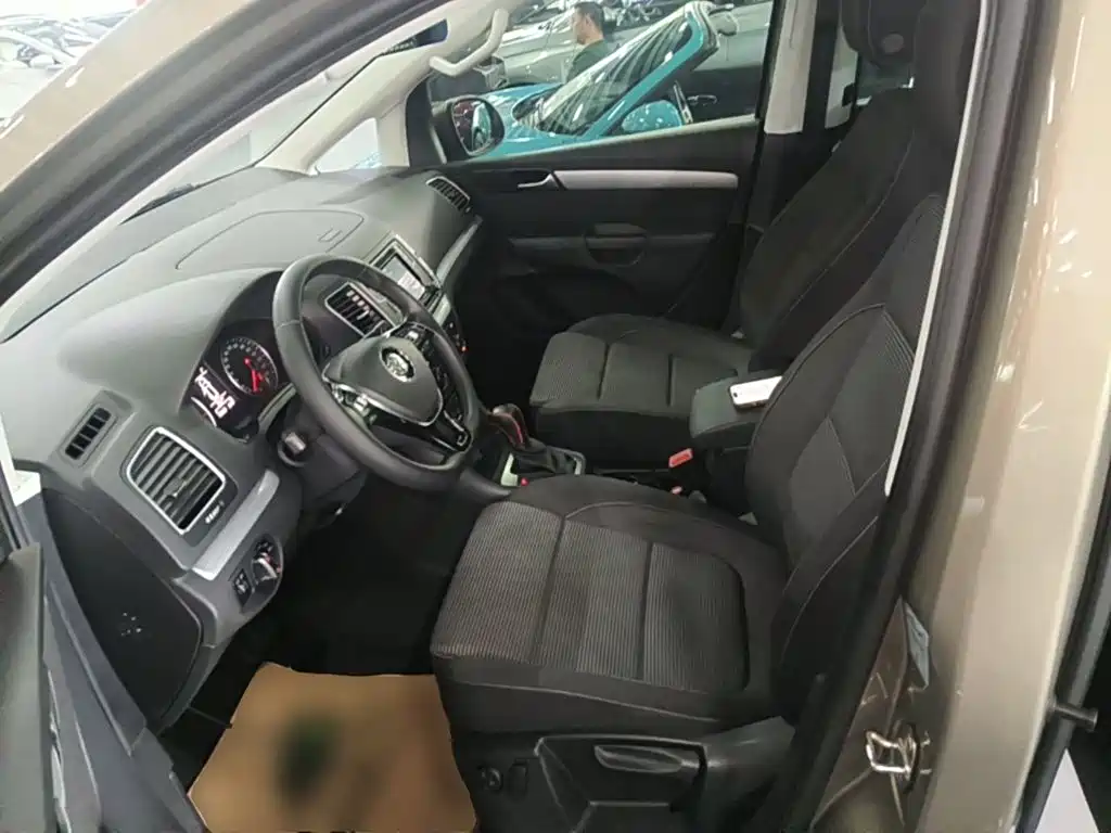 Volkswagen Sharan — миниатюра 15
