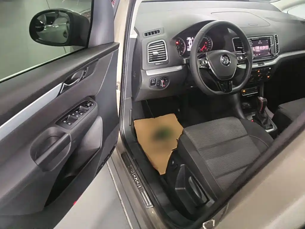 Volkswagen Sharan — миниатюра 16