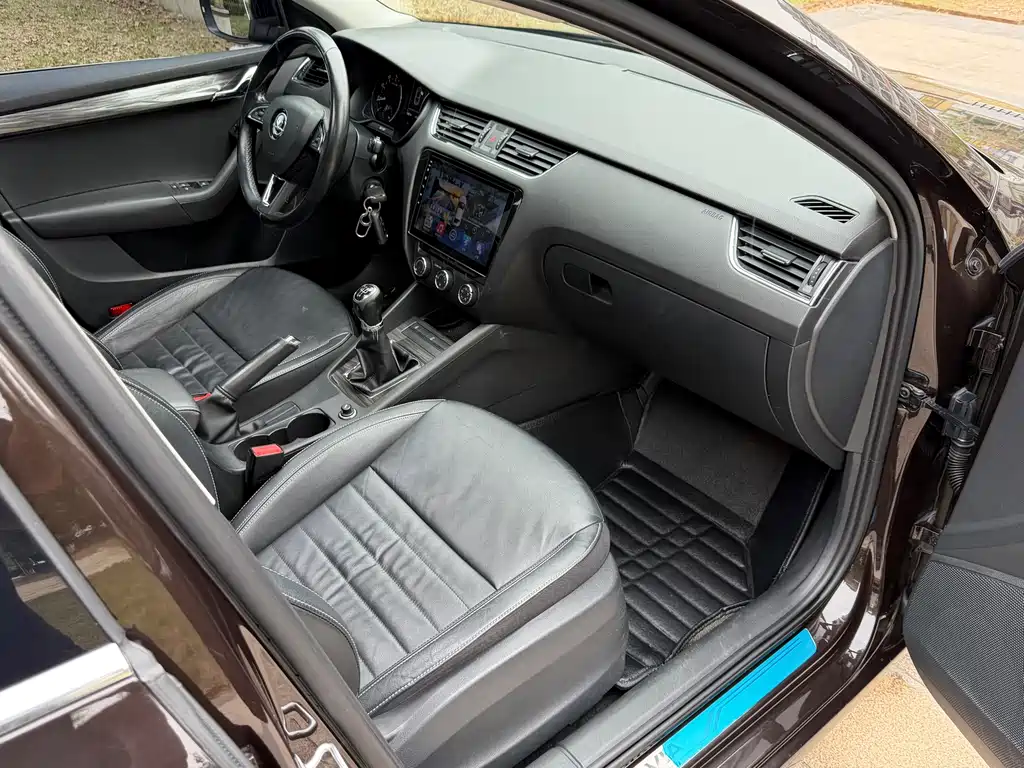Skoda Octavia — миниатюра 17