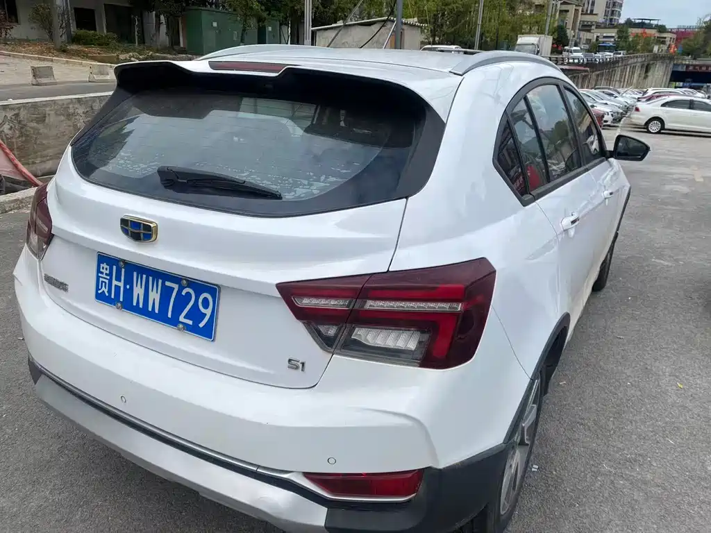 Geely Vision S1 — миниатюра 8