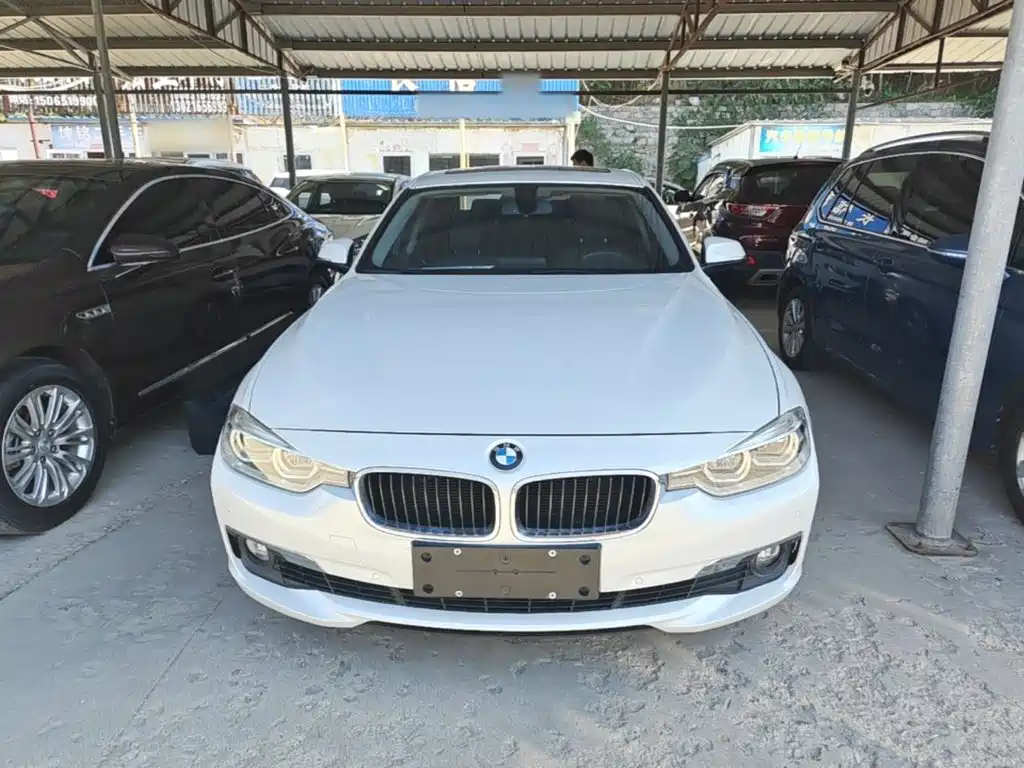 BMW 3 Series — миниатюра 3