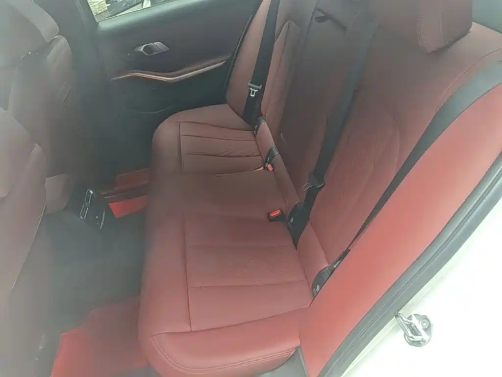 BMW 3 Series — миниатюра 13