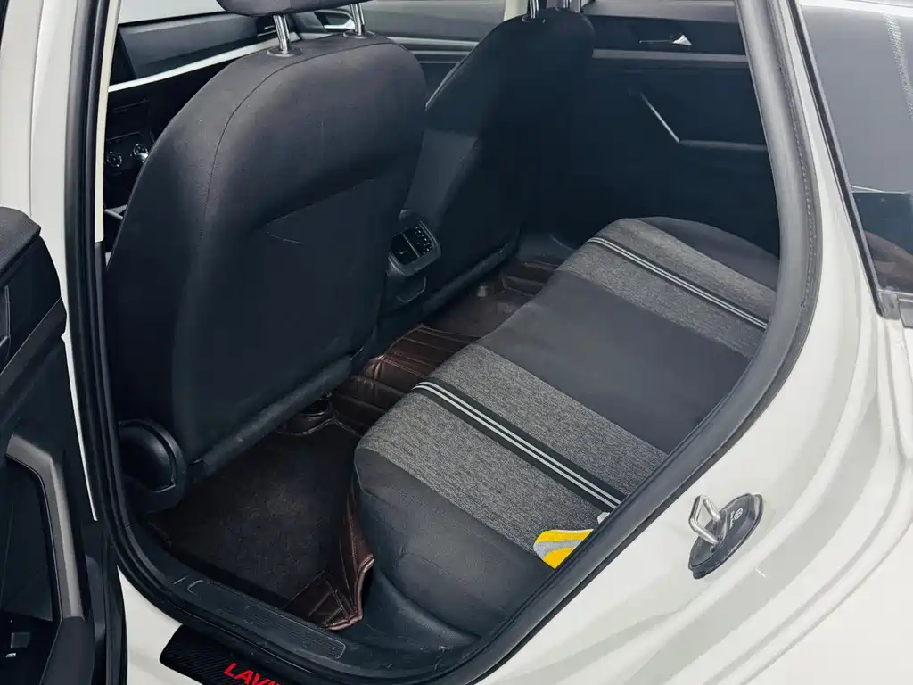 Volkswagen Lavida — миниатюра 8