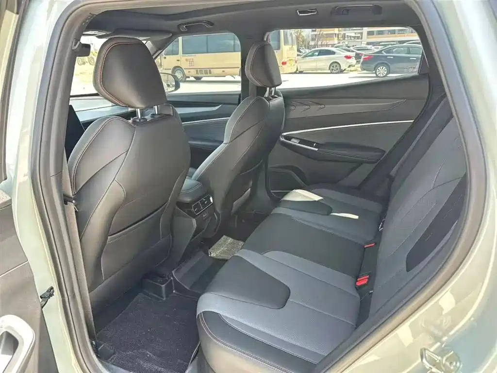 GEELY AUTOMOBILE BOYUE