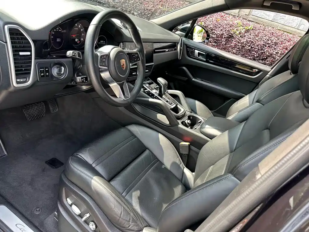 Porsche Cayenne 2018 Cayenne 3.0T