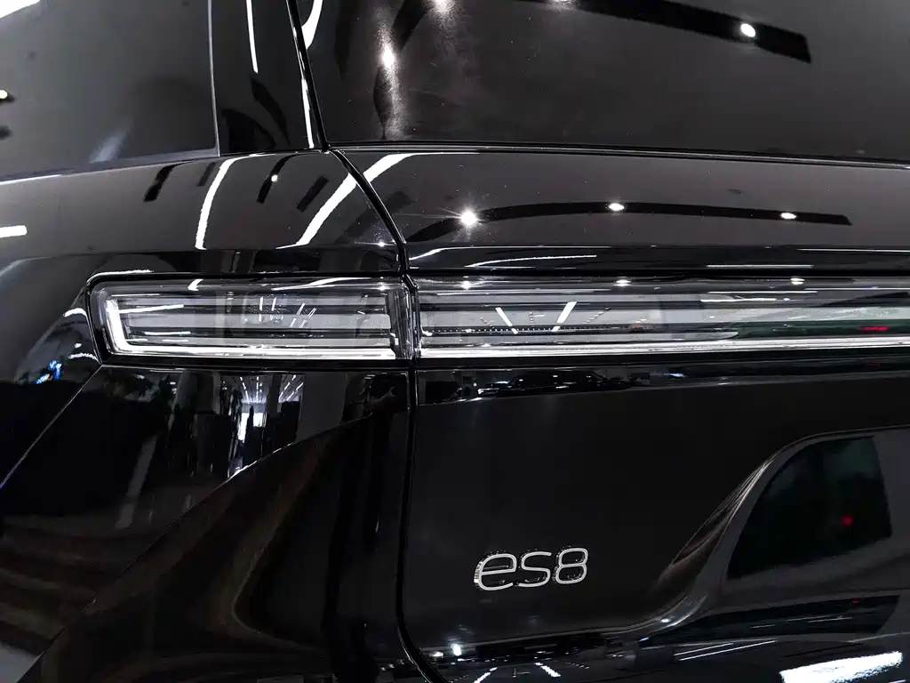 NIO ES8 — миниатюра 13