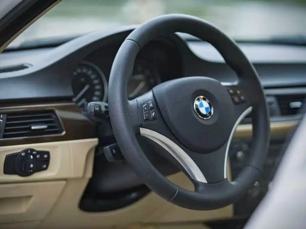 BMW 3 Series — миниатюра 9