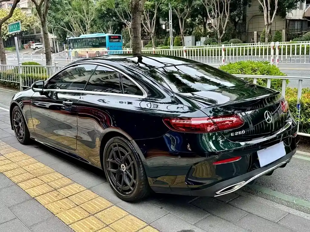 Mercedes-Benz E-Class E 2023 E 300