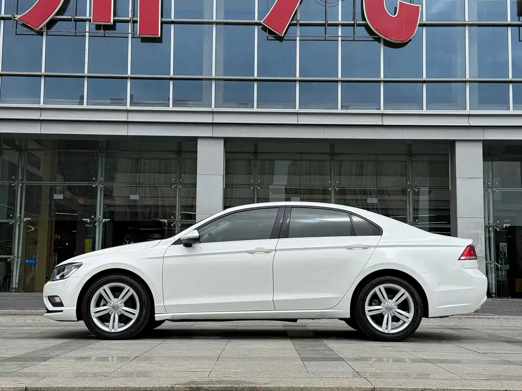Volkswagen Lamando — миниатюра 15