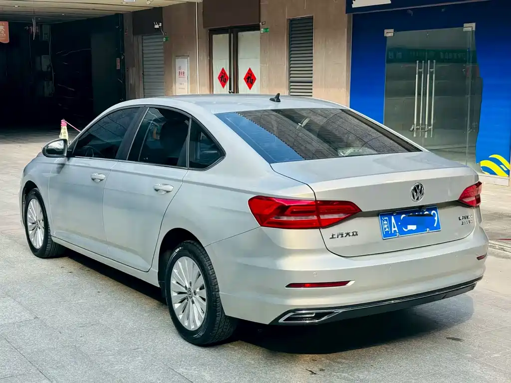 Volkswagen Lavida — миниатюра 8