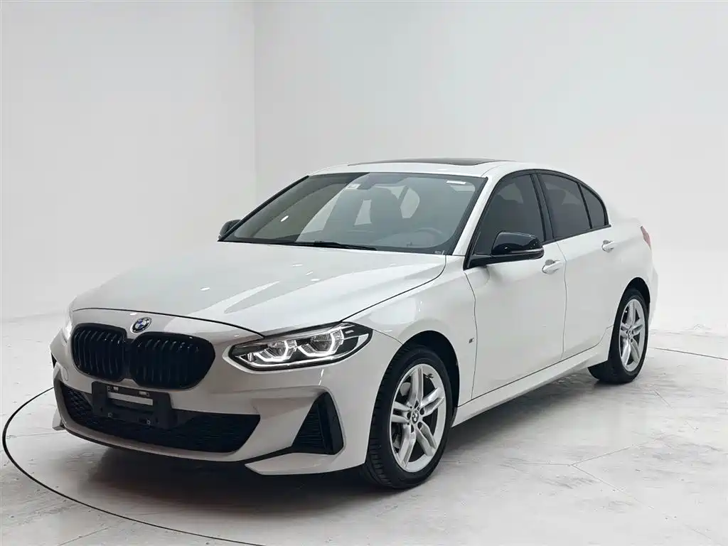 BMW 1 Series 2022