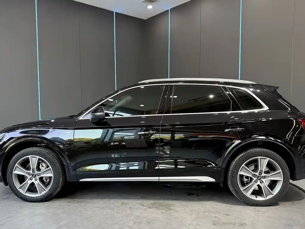 Audi Q5L — миниатюра 4