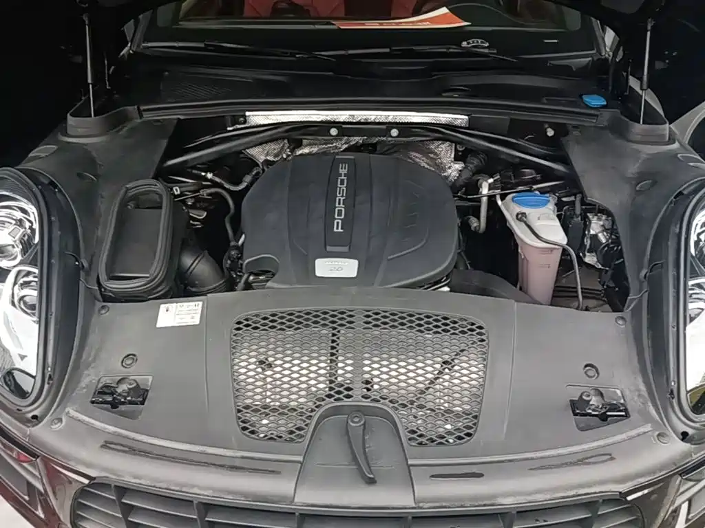 Porsche Macan — миниатюра 20