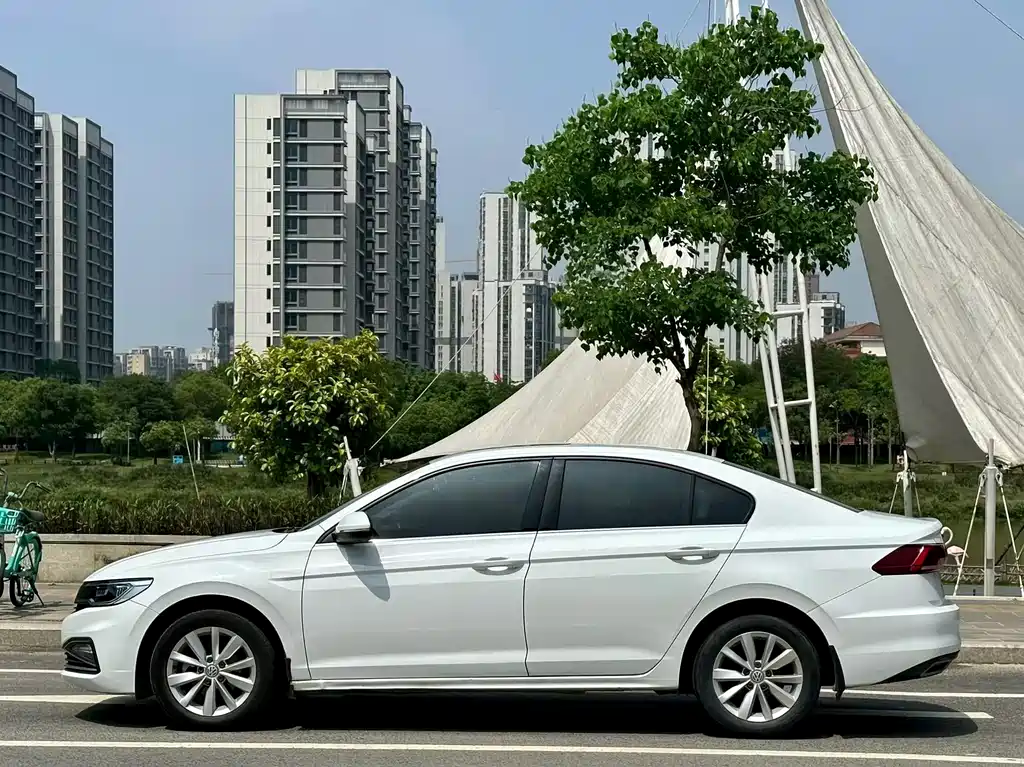 Volkswagen Bora 2020 1.5L AT Elite