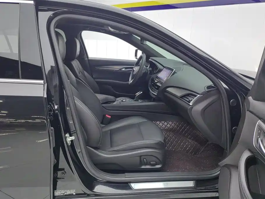 Cadillac CT5 2022 28T Luxury （ Standard ）