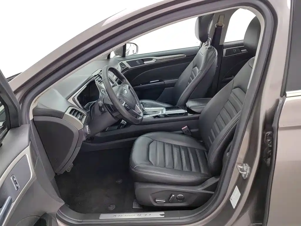 Ford Mondeo — миниатюра 10