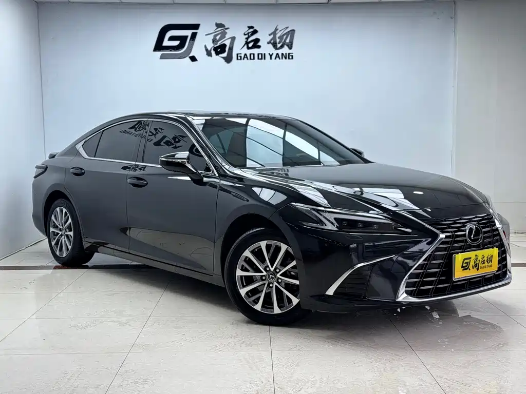 Lexus ES 2025 200 Premium