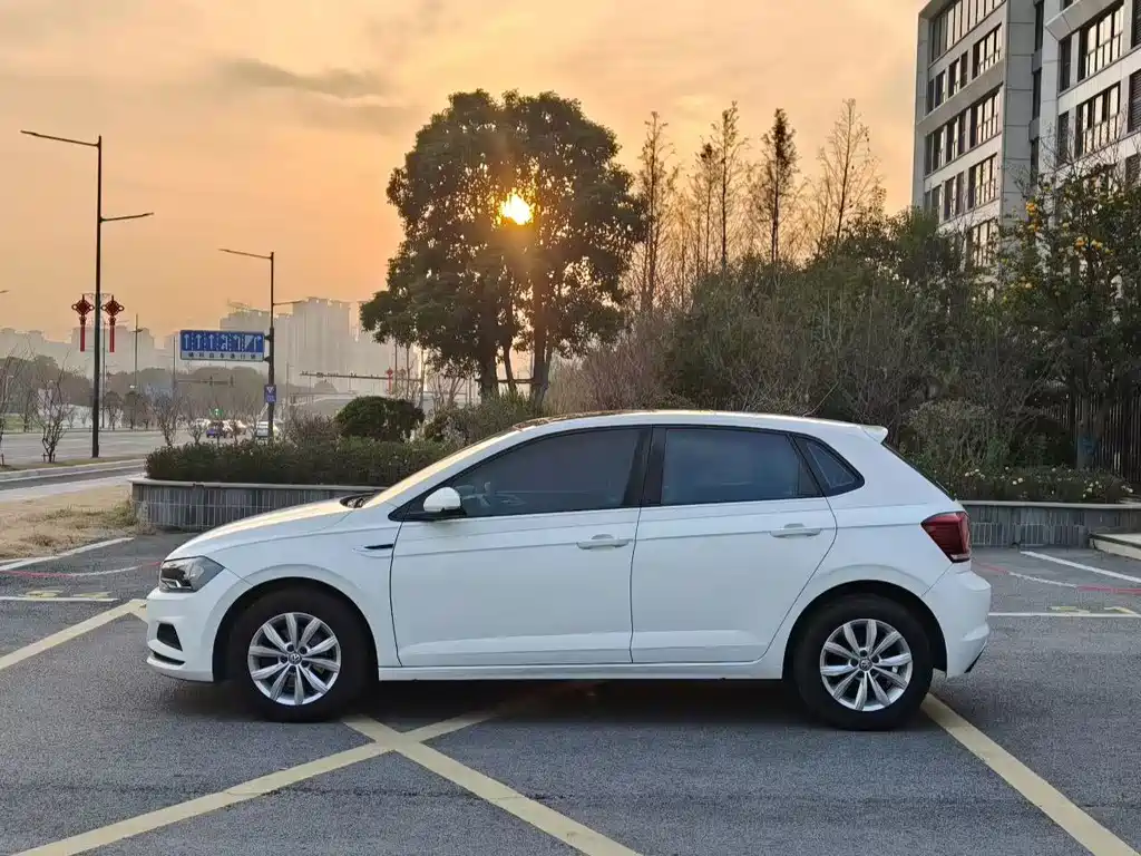 Volkswagen Polo — миниатюра 8