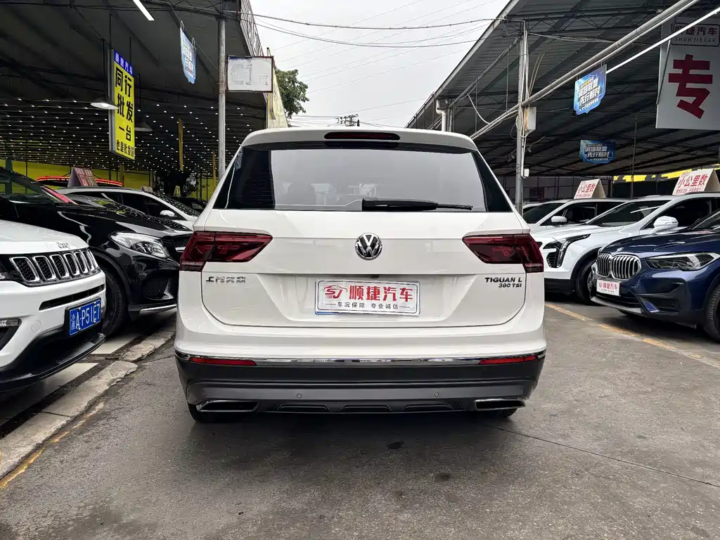 Volkswagen Tiguan L — миниатюра 10