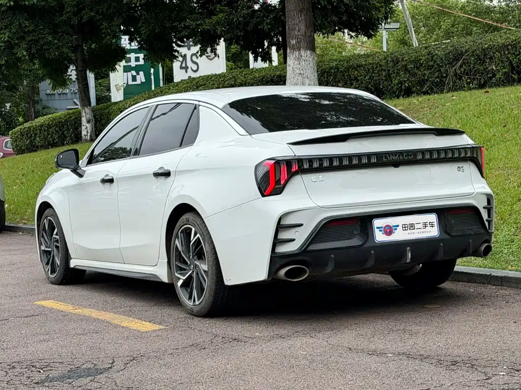 Lynk & Co 03 — миниатюра 4