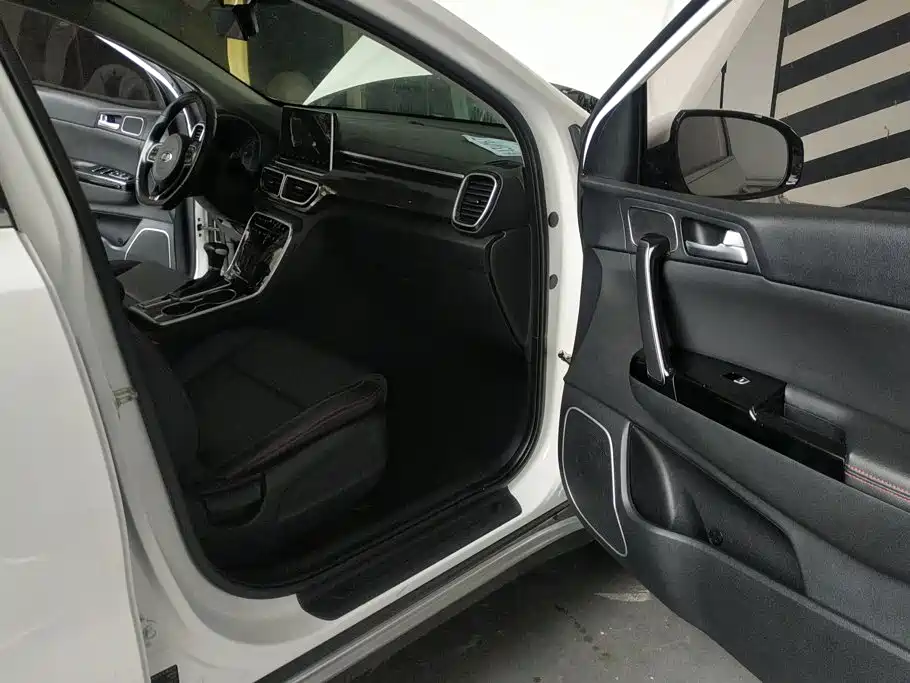 Kia KX5 — миниатюра 8