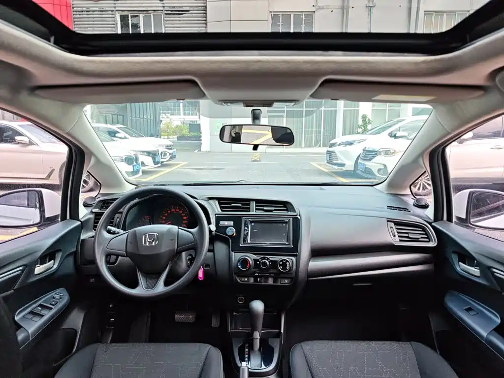 Honda Fit — миниатюра 19