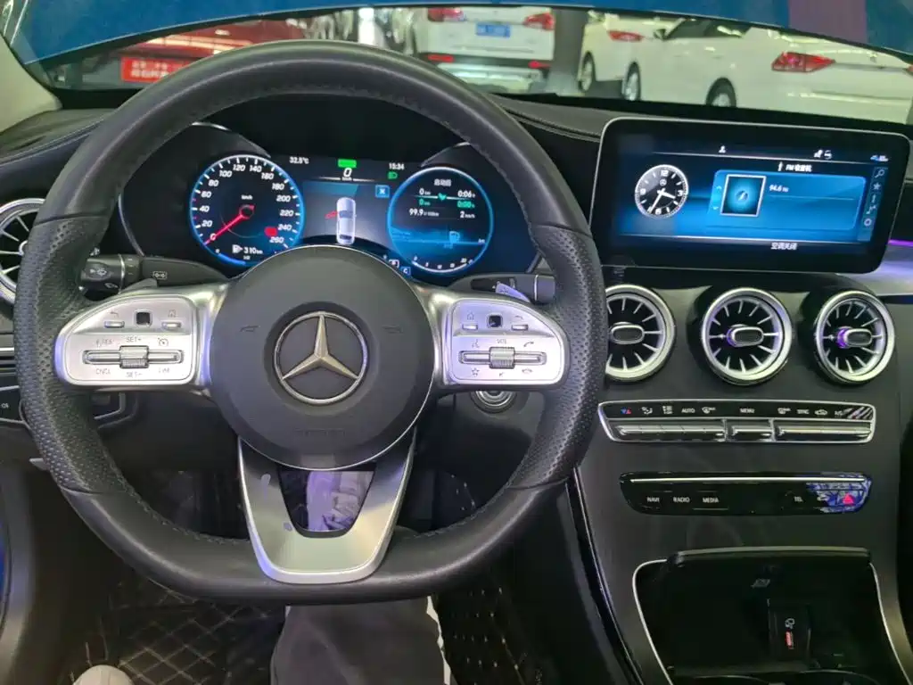Mercedes-Benz C-Class — миниатюра 10