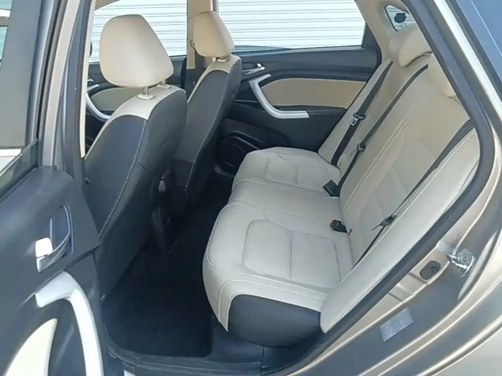 Changan V7 — миниатюра 17