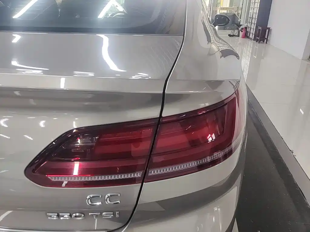 Volkswagen CC — миниатюра 8