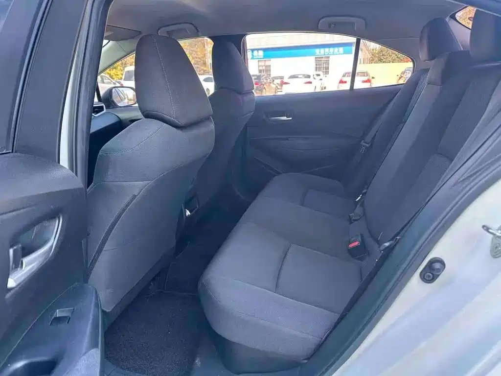 Toyota Corolla — миниатюра 5