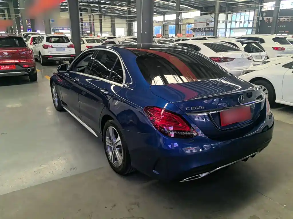 Mercedes-Benz C-Class — миниатюра 5