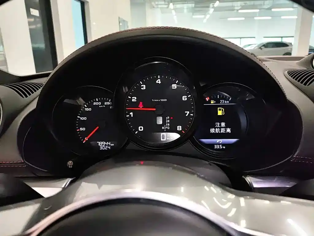 Porsche 718 2018 Cayman 2.0T