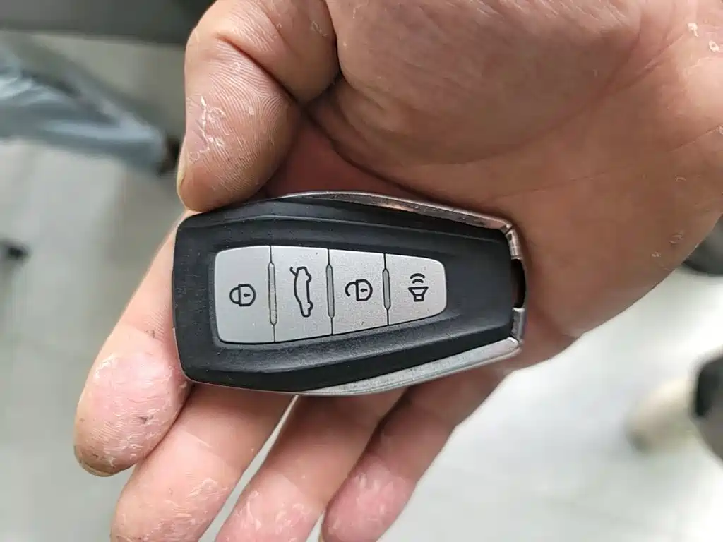 Geely Vision X6 — миниатюра 9