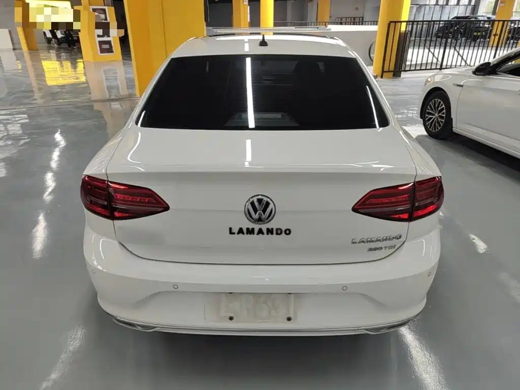 Volkswagen Lamando — миниатюра 6
