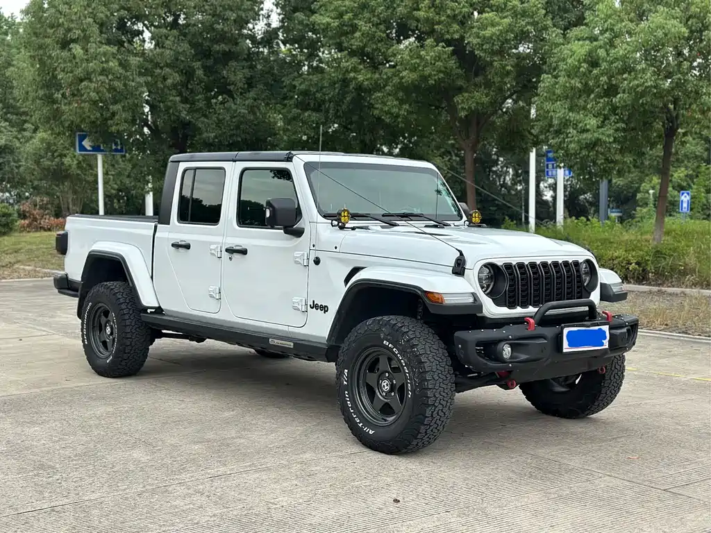 Jeep Gladiator — миниатюра 3