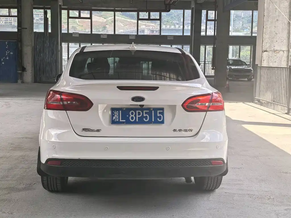 Ford Focus — миниатюра 7