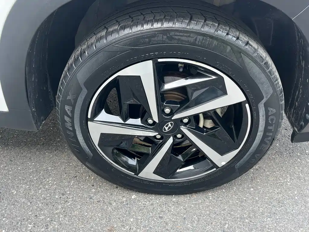 Hyundai ix35 - фото 13