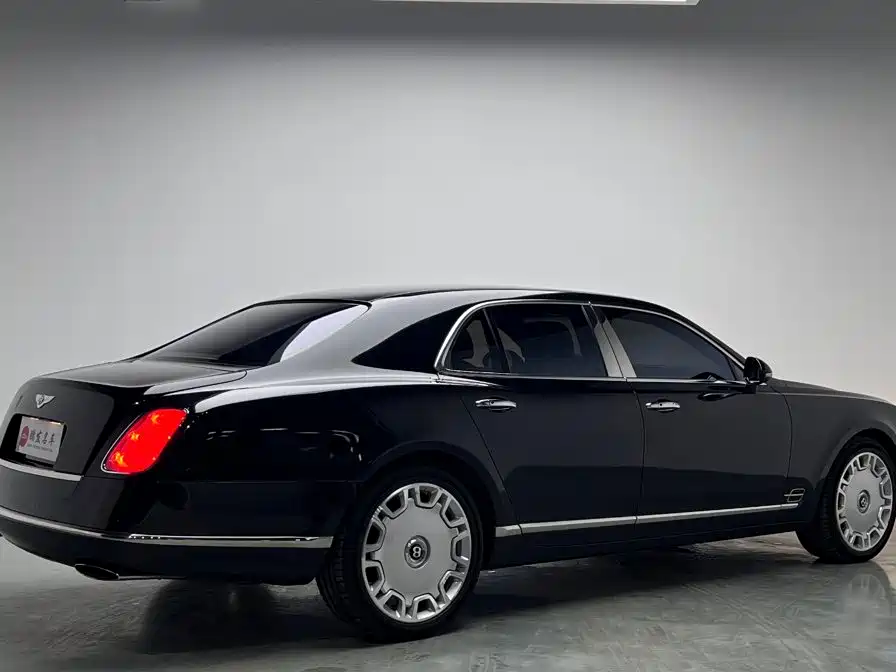 Bentley Mulsanne — миниатюра 18