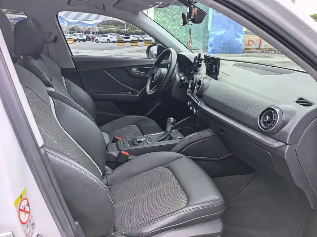 Audi Q2L — миниатюра 11