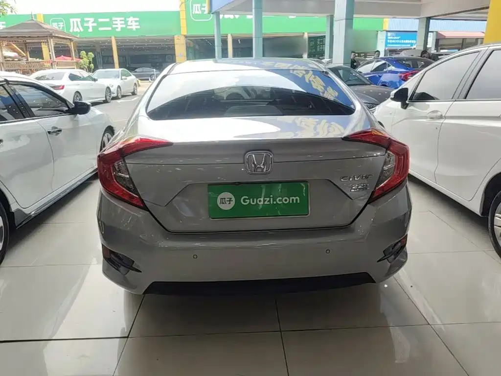 Honda Civic — миниатюра 6